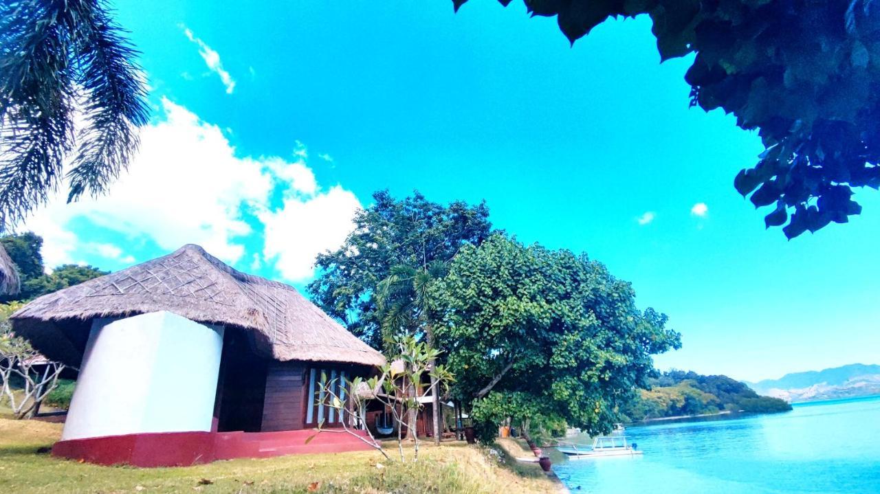 Khabita Beach Resort Lembar  エクステリア 写真