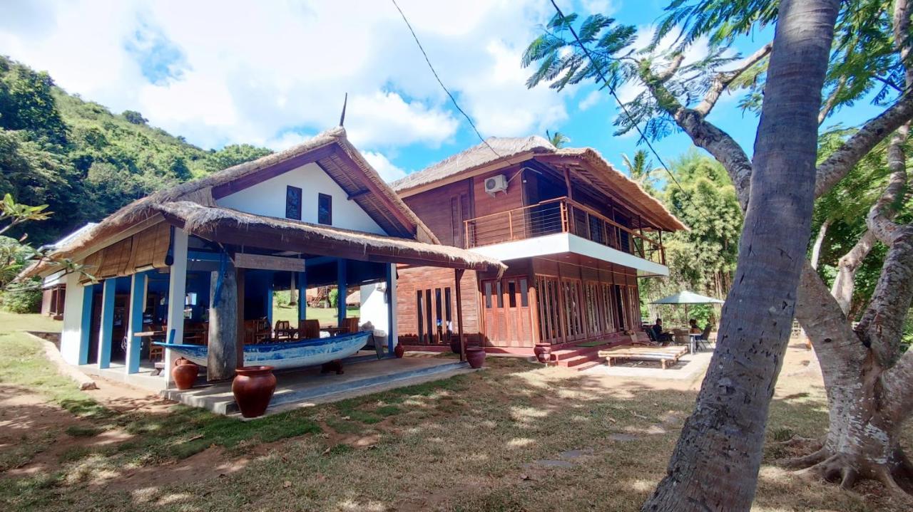 Khabita Beach Resort Lembar  エクステリア 写真