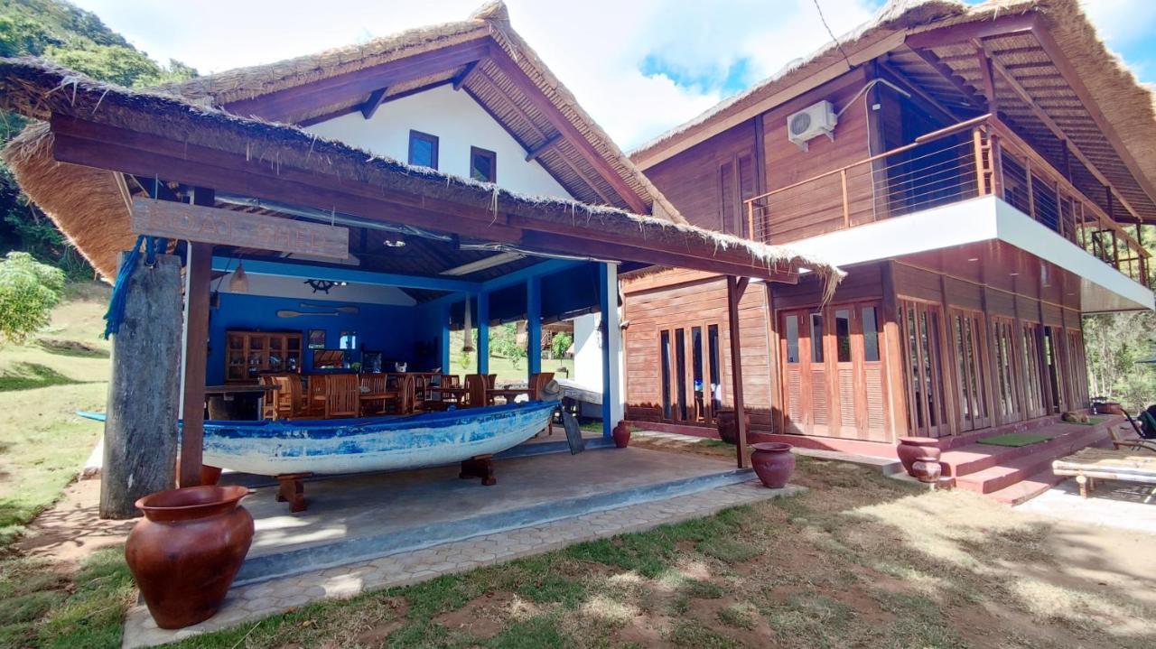 Khabita Beach Resort Lembar  エクステリア 写真