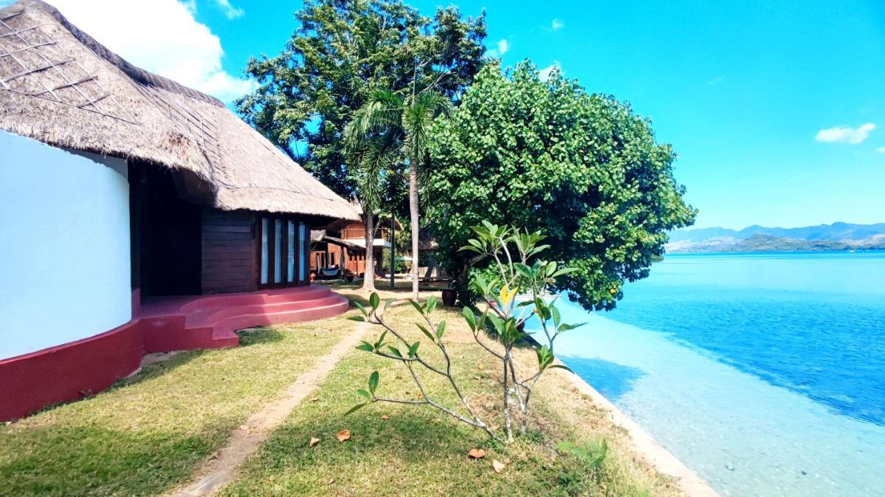 Khabita Beach Resort Lembar  エクステリア 写真