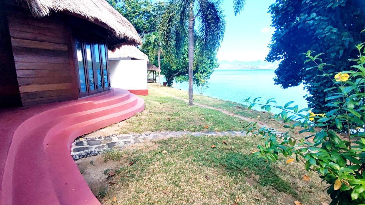 Khabita Beach Resort Lembar  エクステリア 写真