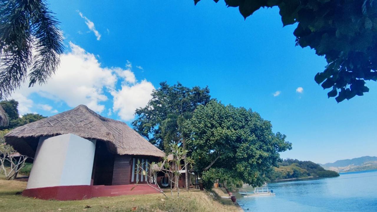 Khabita Beach Resort Lembar  エクステリア 写真