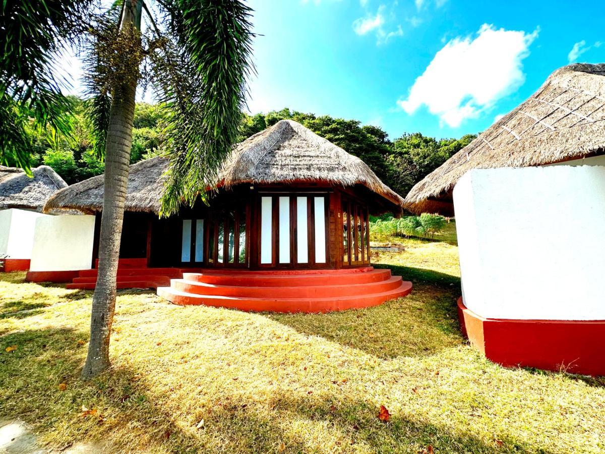Khabita Beach Resort Lembar  エクステリア 写真
