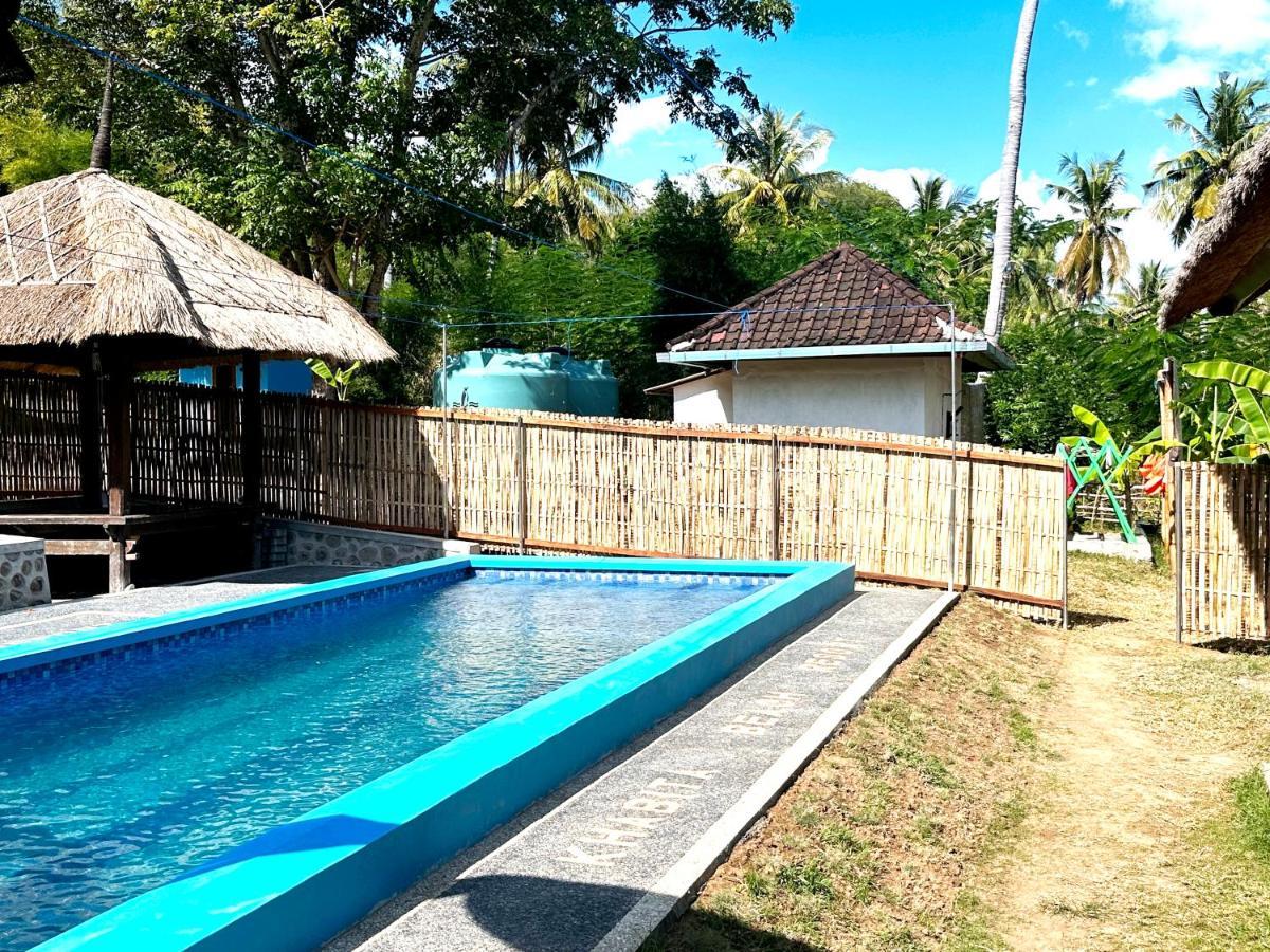 Khabita Beach Resort Lembar  エクステリア 写真